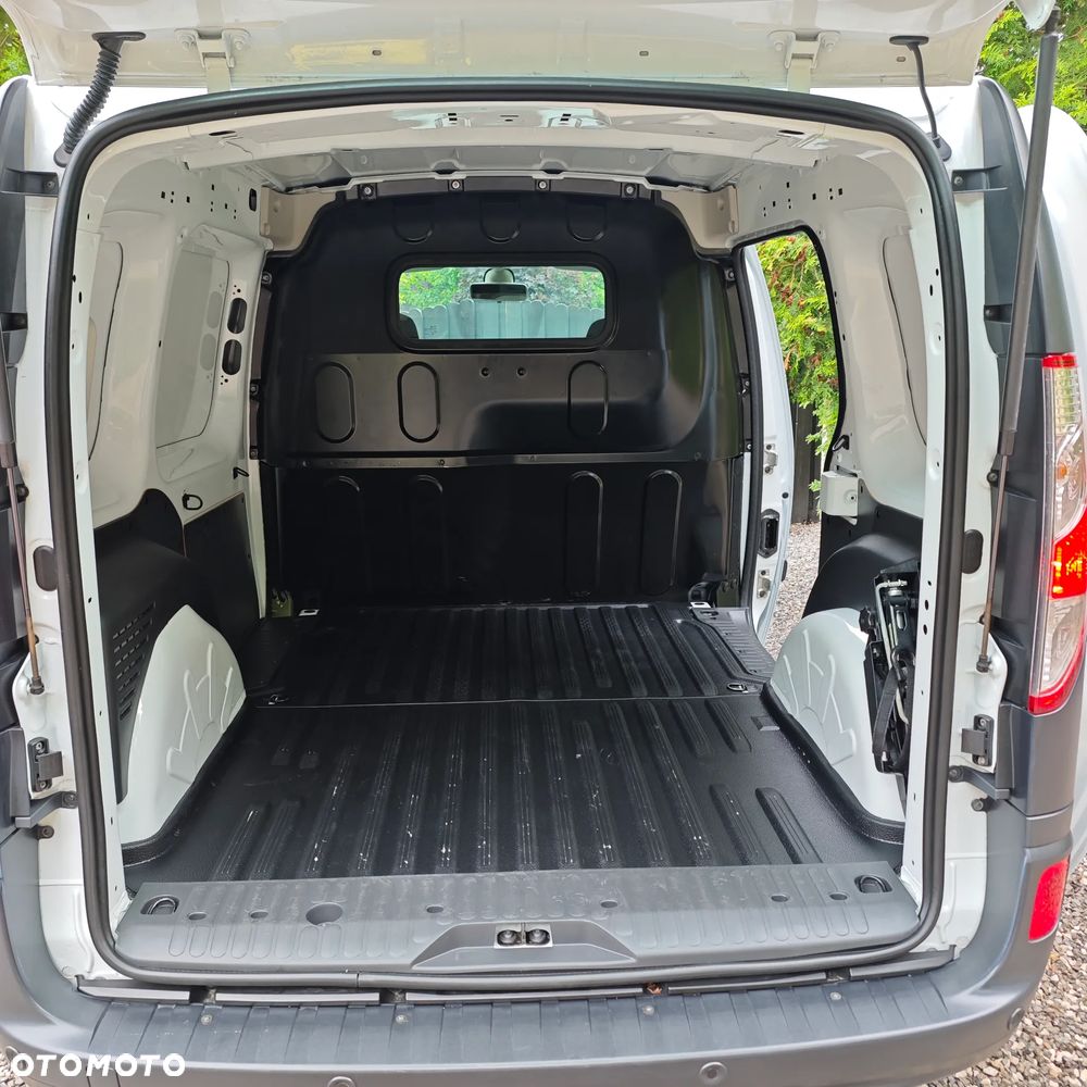 Nissan NV250 - 18