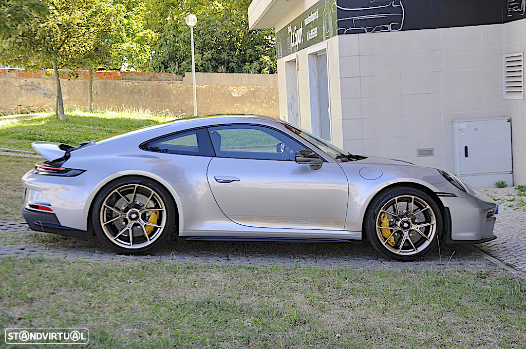 Porsche 911 (992) GT3 Touring Package - 17