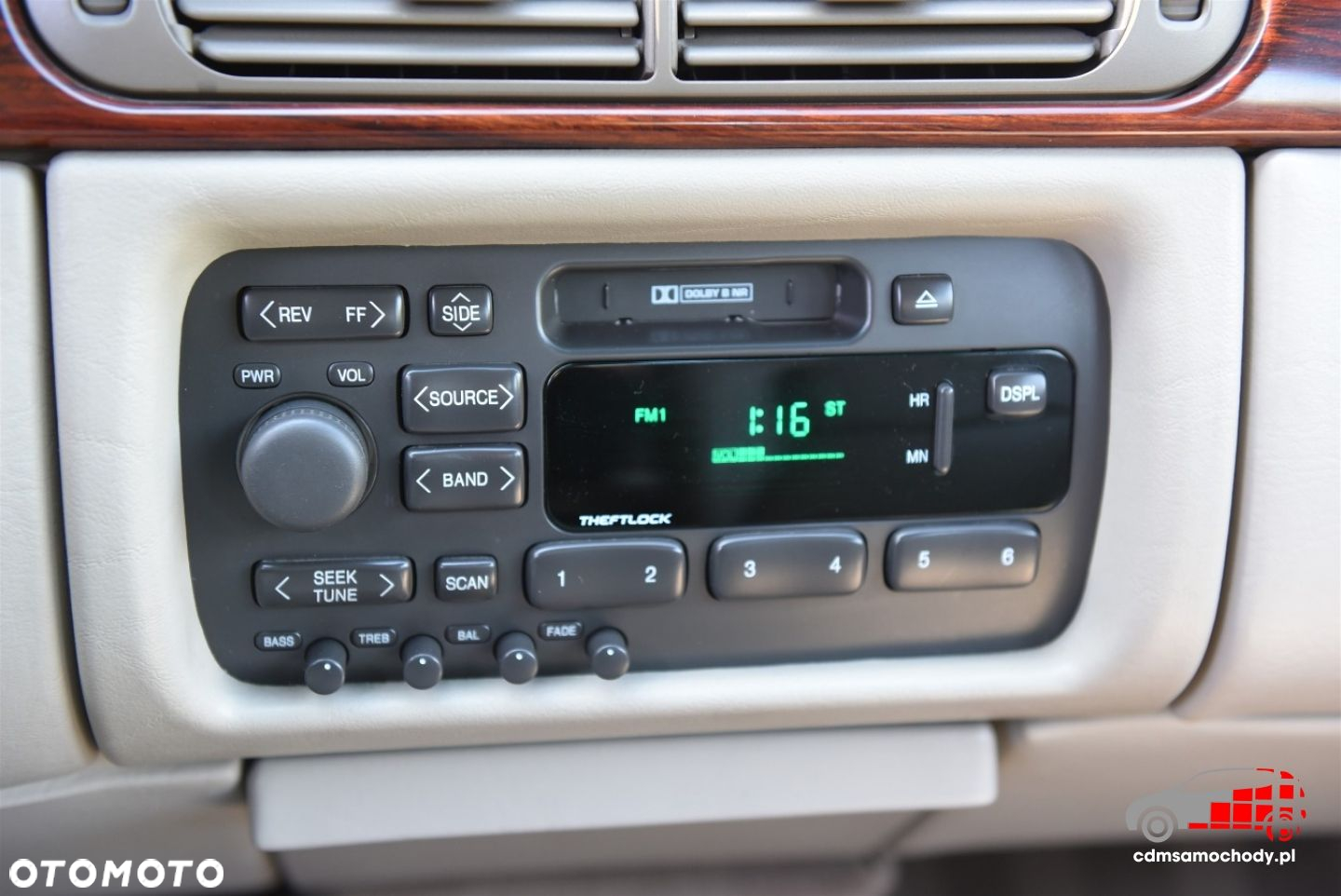 Cadillac Deville - 25