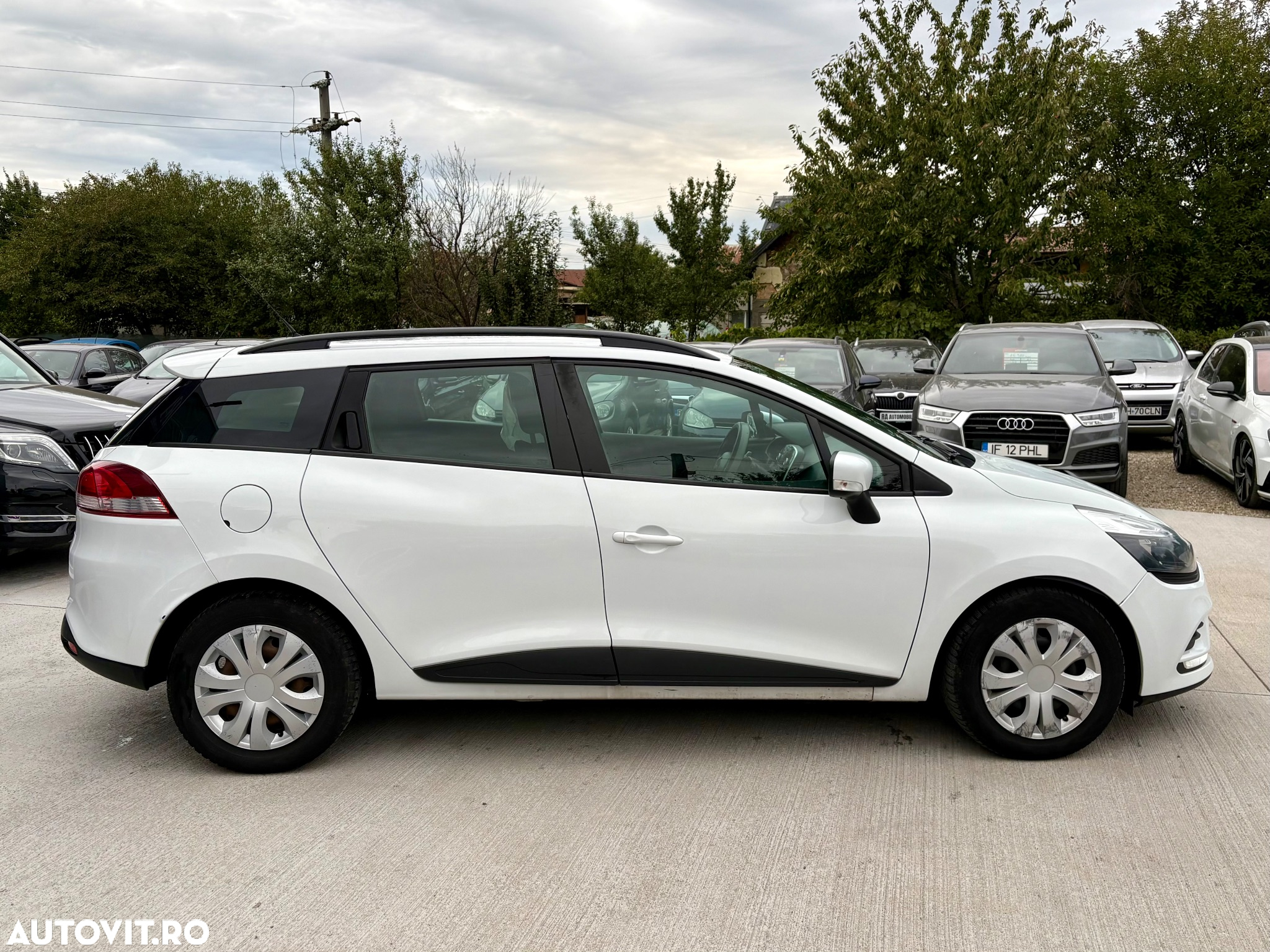 Renault Clio IV 1.5 dCi Authentique - 4