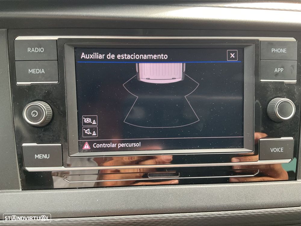 VW Transporter 2.0 TDI - 27