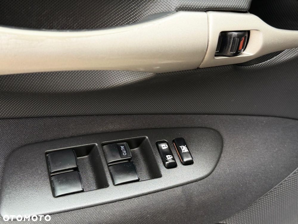 Toyota Auris 1.6 Luna - 18
