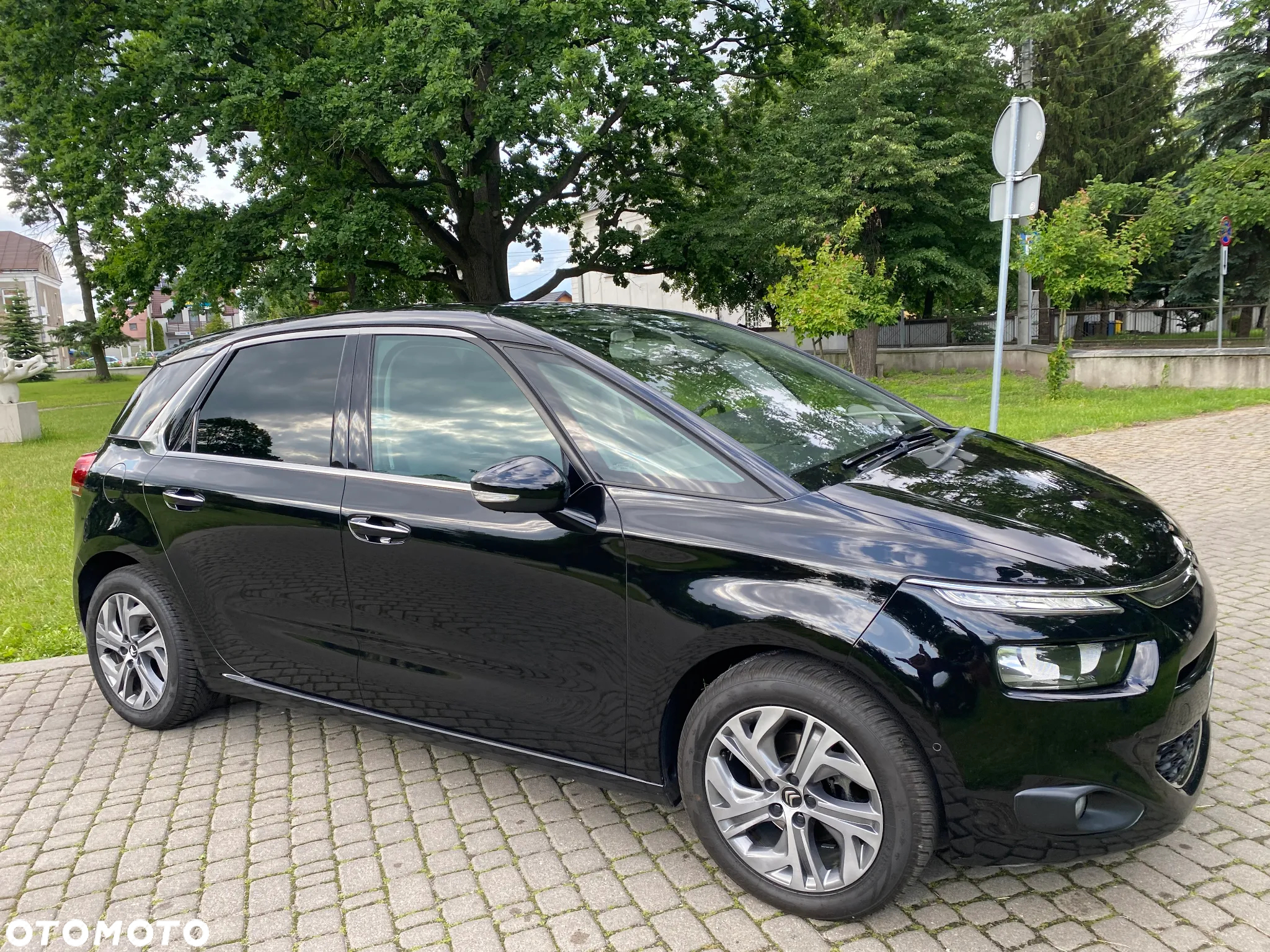 Citroën C4 Picasso 1.6 e-HDi Exclusive - 17