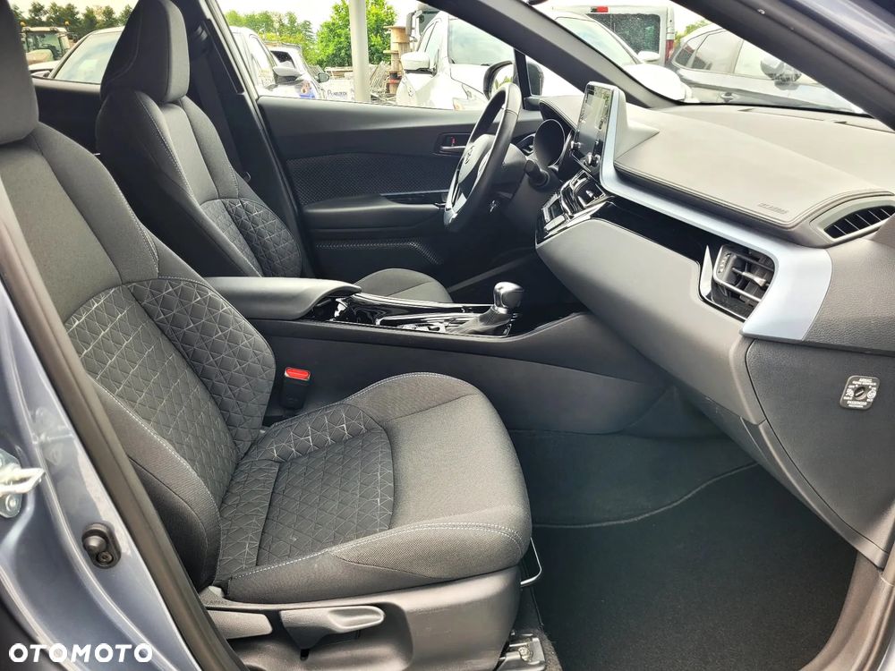 Toyota C-HR - 22