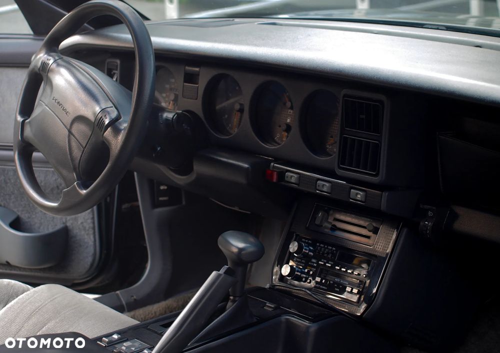 Pontiac Firebird - 21