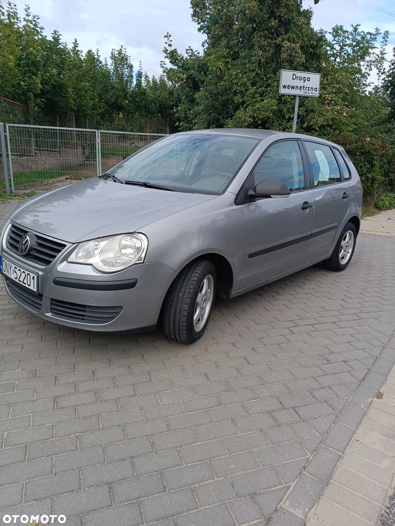 Volkswagen Polo 1.4 16V Comfortline - 2