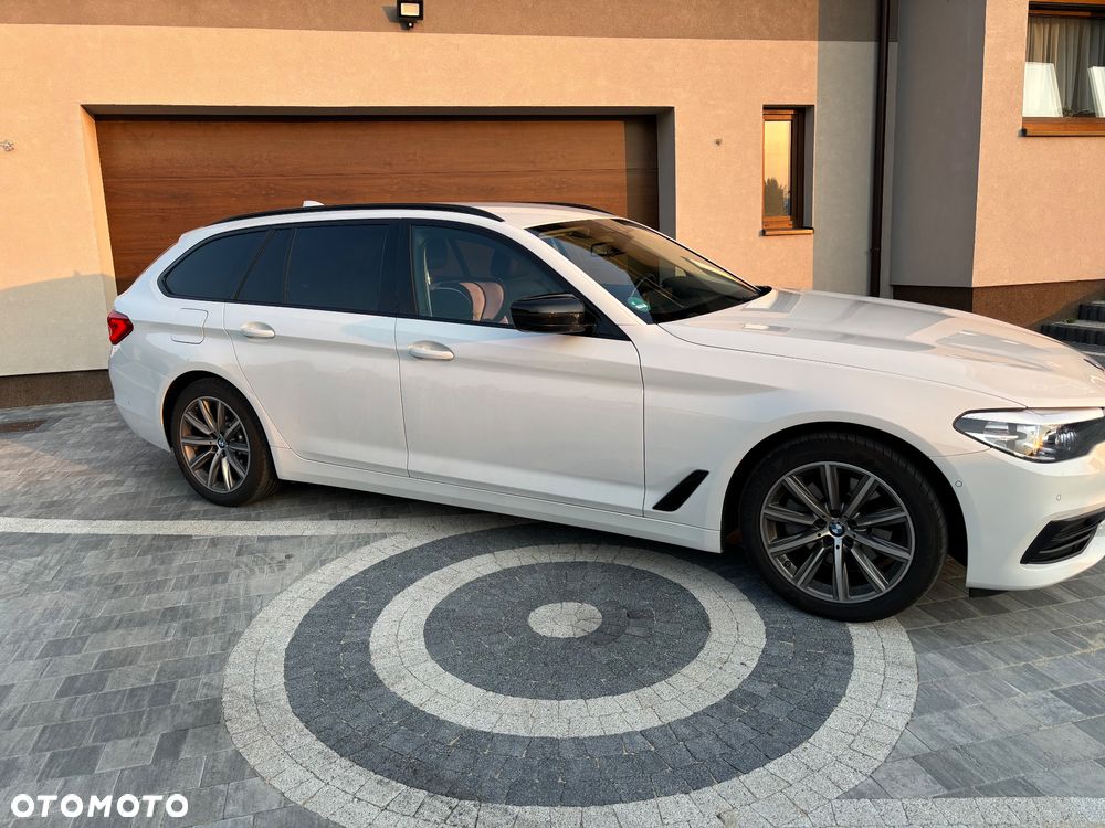 BMW Seria 5 520d Sport Line sport - 2