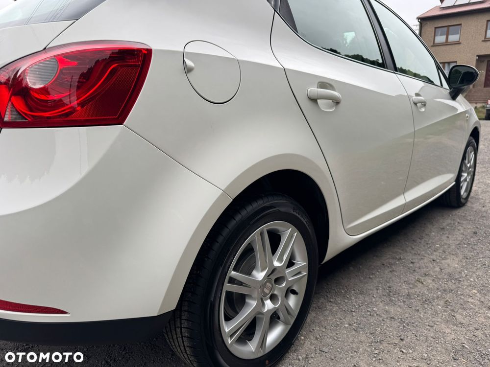 Seat Ibiza 1.4 16V Passion - 11