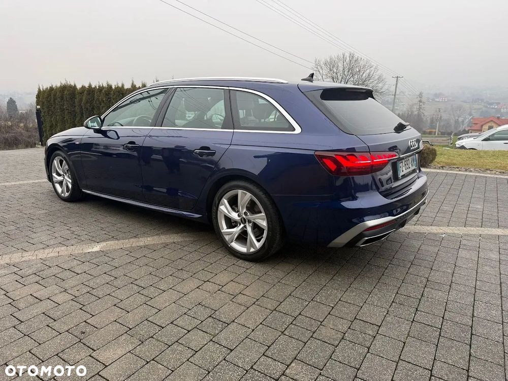 Audi A4 Avant 40 TDI S tronic S line - 4
