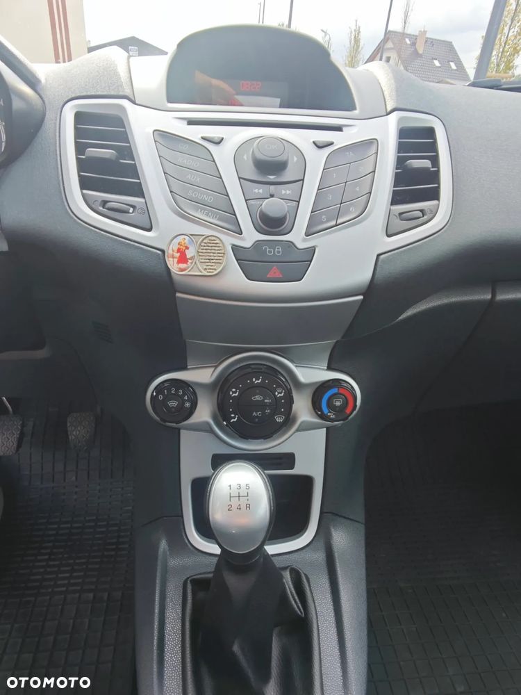 Ford Fiesta - 9