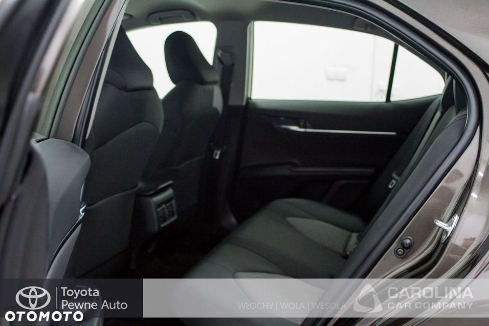 Toyota Camry 2.5 Hybrid Comfort CVT - 10