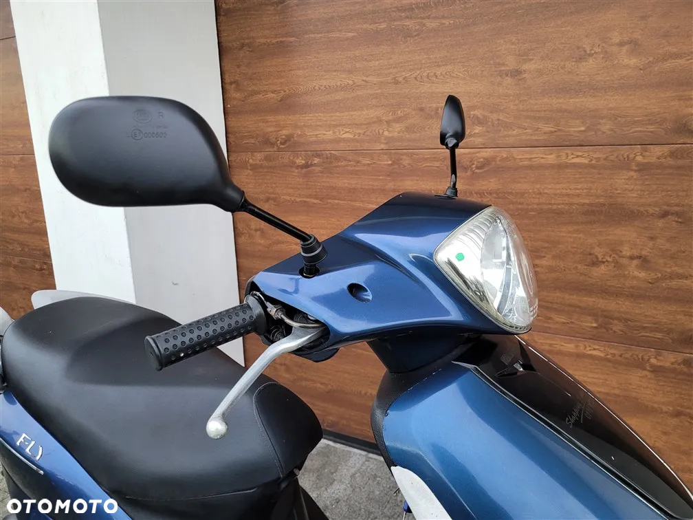 Piaggio FLY - 19