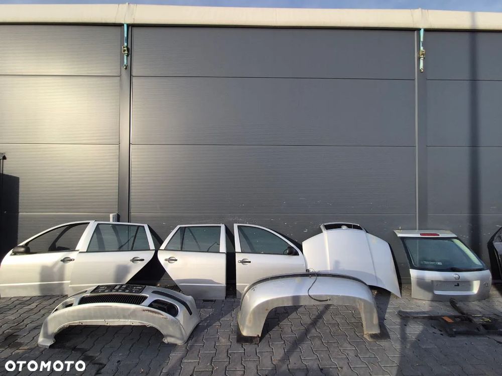 SKODA FABIA I DRZWI / MASKA / KLAPA / ZDERZAK - 1