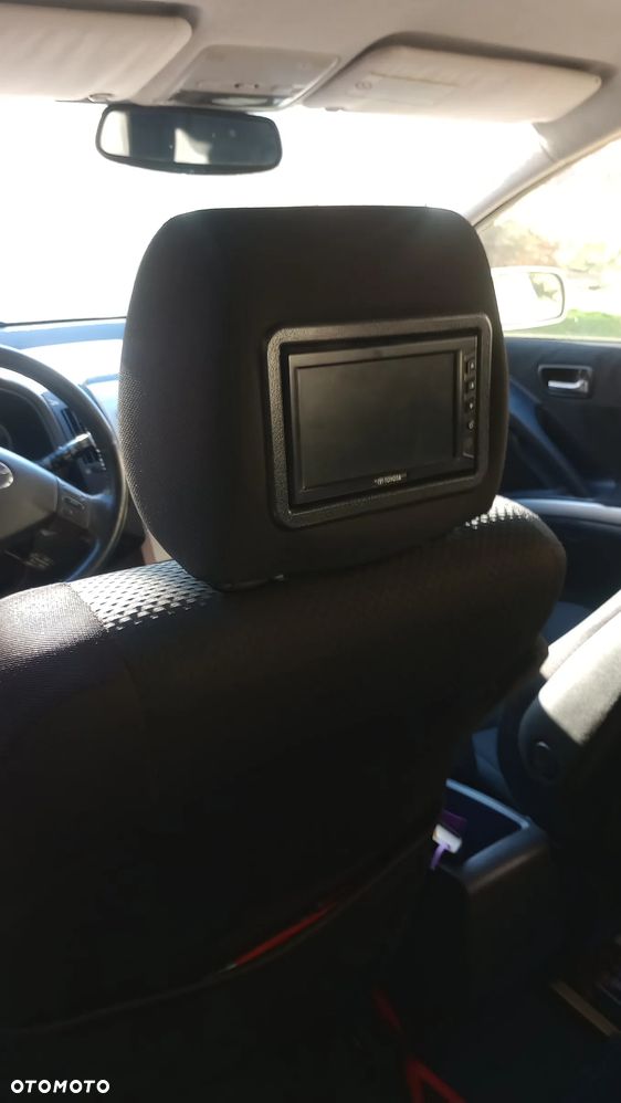 Toyota Corolla Verso 2.0 D-4D Sol - 2