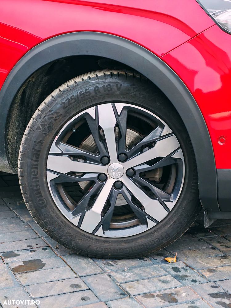 Peugeot 3008 PureTech 130 Stop & Start GPF EAT8 Allure - 9