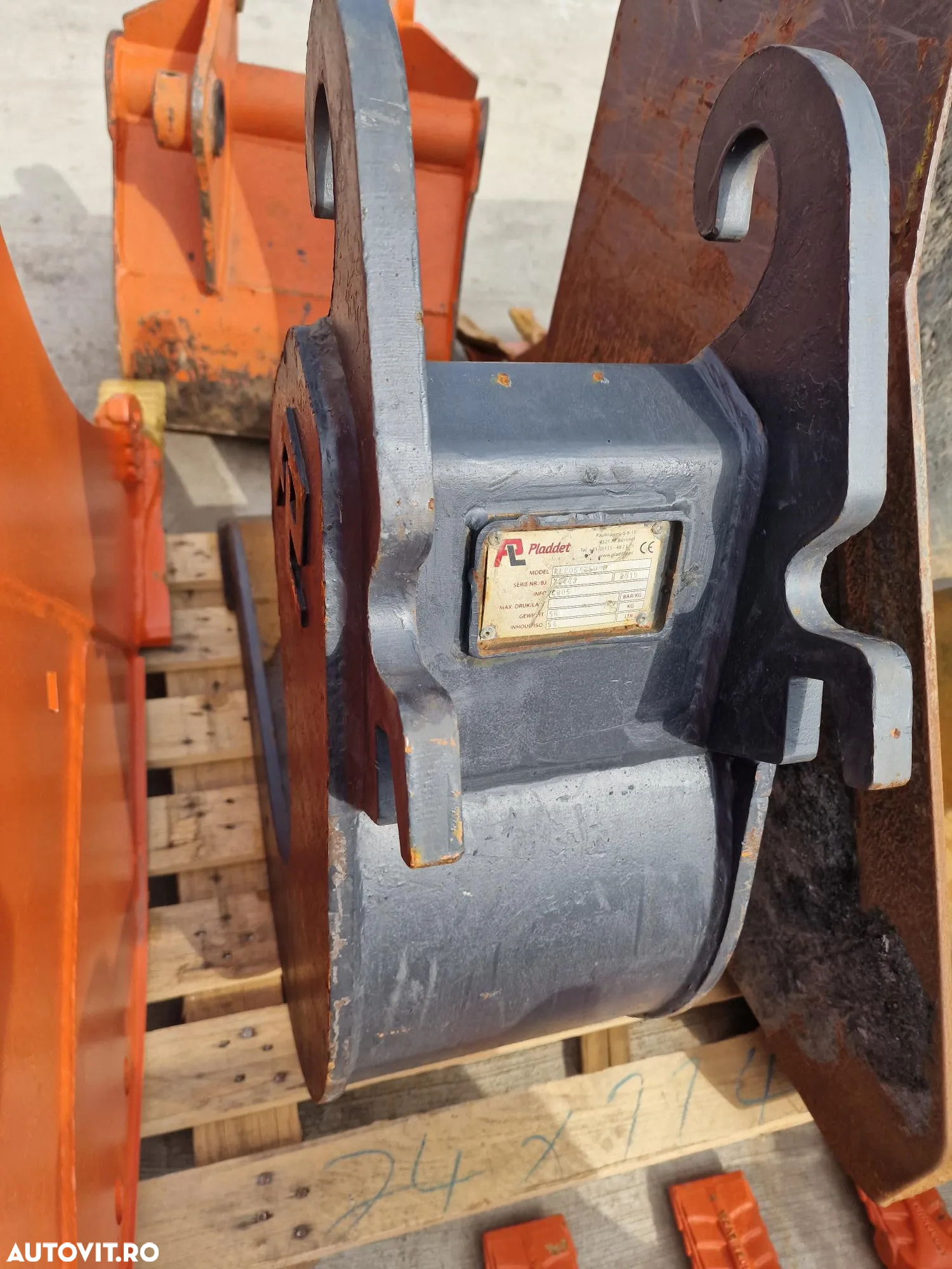 Hitachi ZX38, 2021, 1.376h, CUPLA RAPIDA+3 CUPE, 3,9tone, Ad sapare 4m, Inst picon, Aer conditionat, Senile 80% ok, produs in JAPONIA, posibilitate leasing 4 ani-PROMOTIE 36.900 EUR+Tva - 33