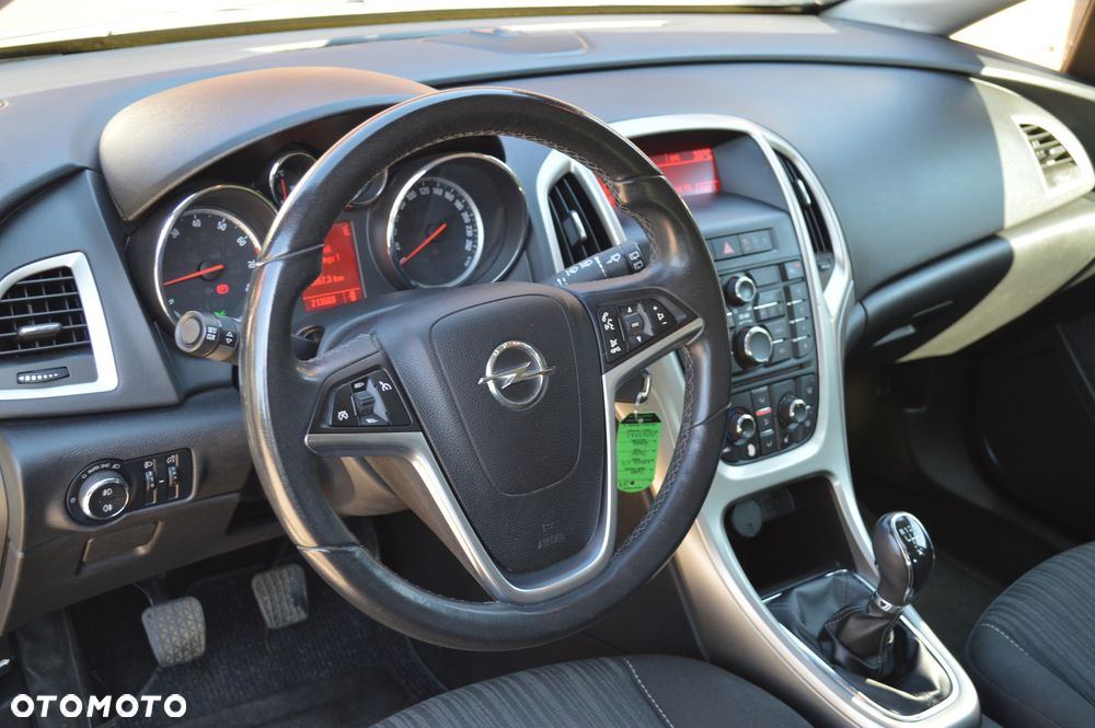 Opel Astra 1.4 T Enjoy - 7