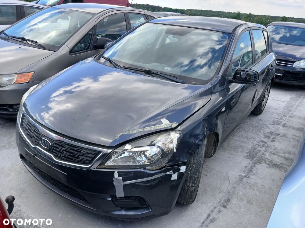 KIA CEED I FL 1.6CRDI D4FB LAK 5K CAŁA NA CZĘŚCI CZESCI - 1