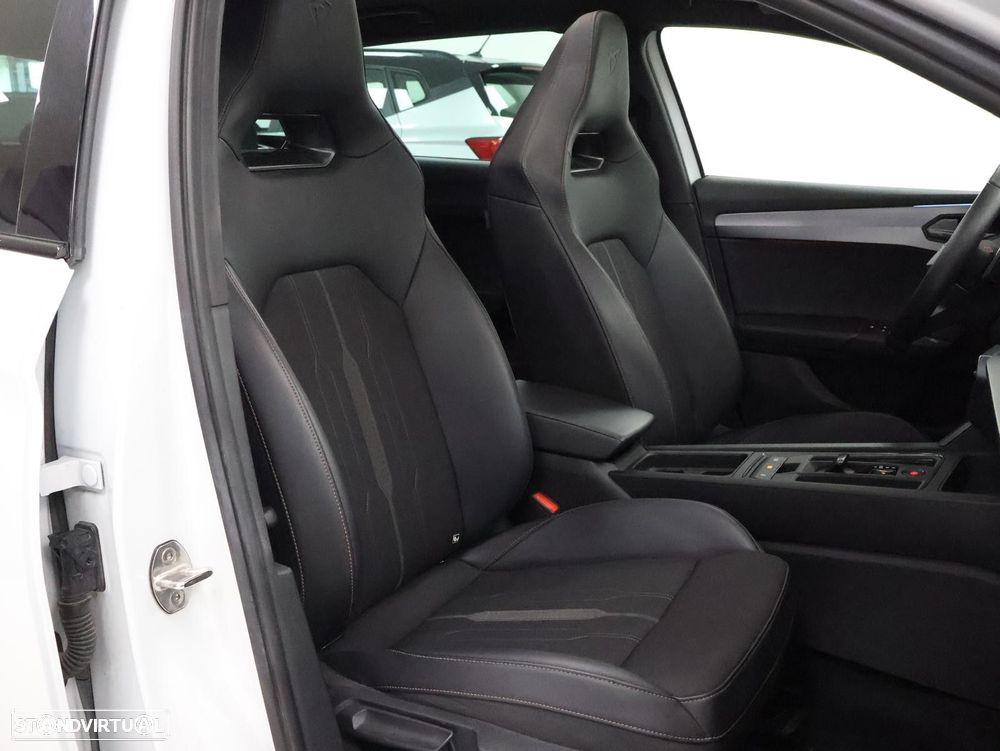 Cupra Leon ST 1.5 eTSI MID DSG - 31