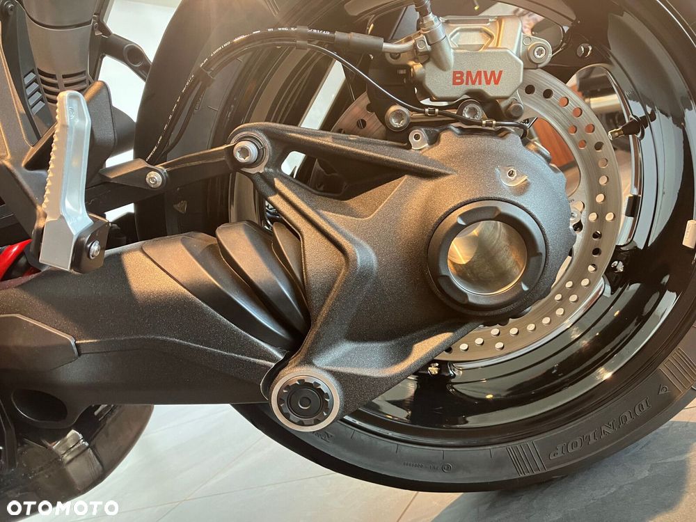 BMW R - 16