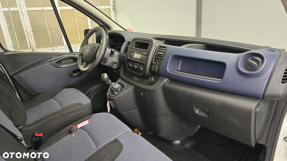 Opel Vivaro - 14