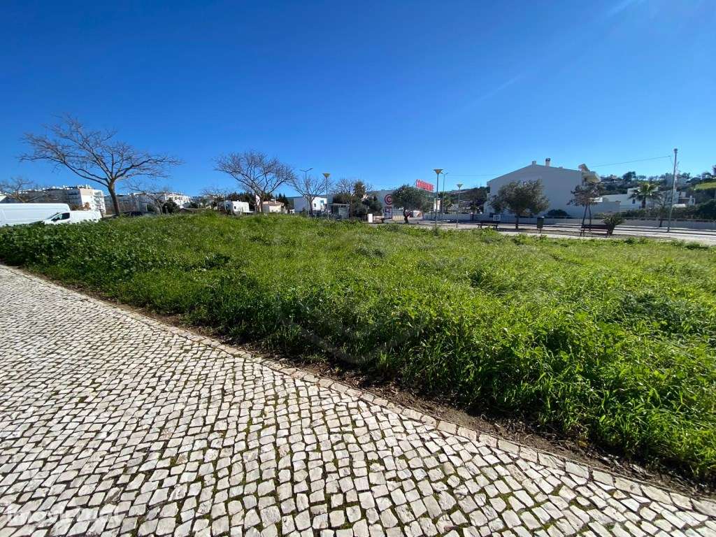 Lote de terreno urbano para construção de 8 fogos, Loulé, Algarve - Grande imagem: 4/11