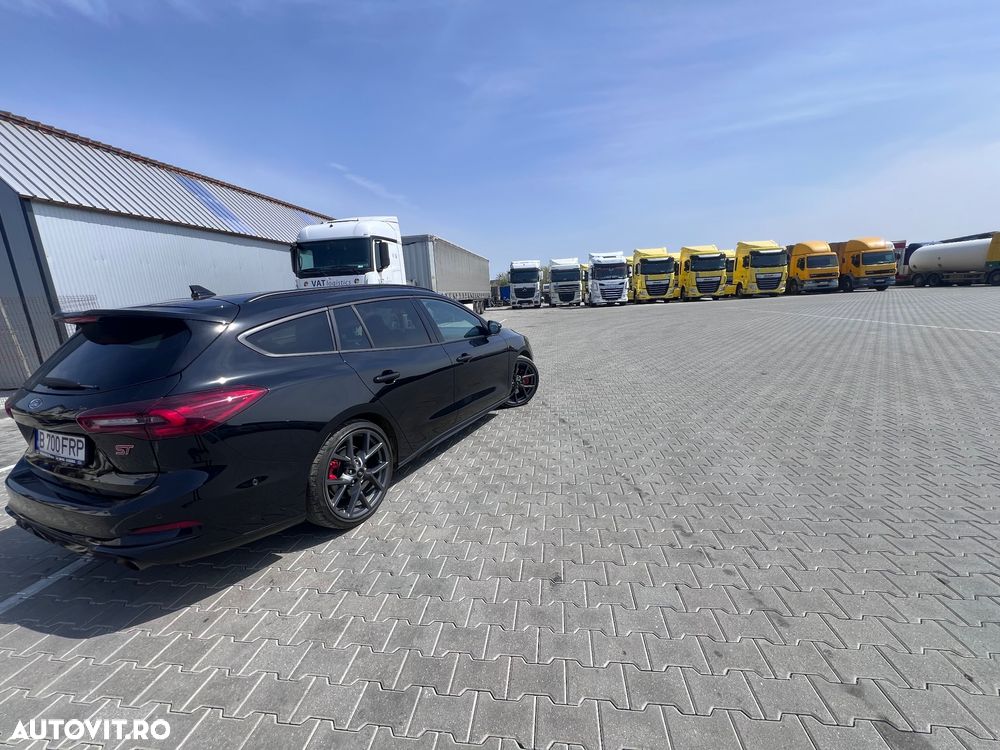 Ford Focus 2.3 EcoBoost S&S Aut. ST X - 4