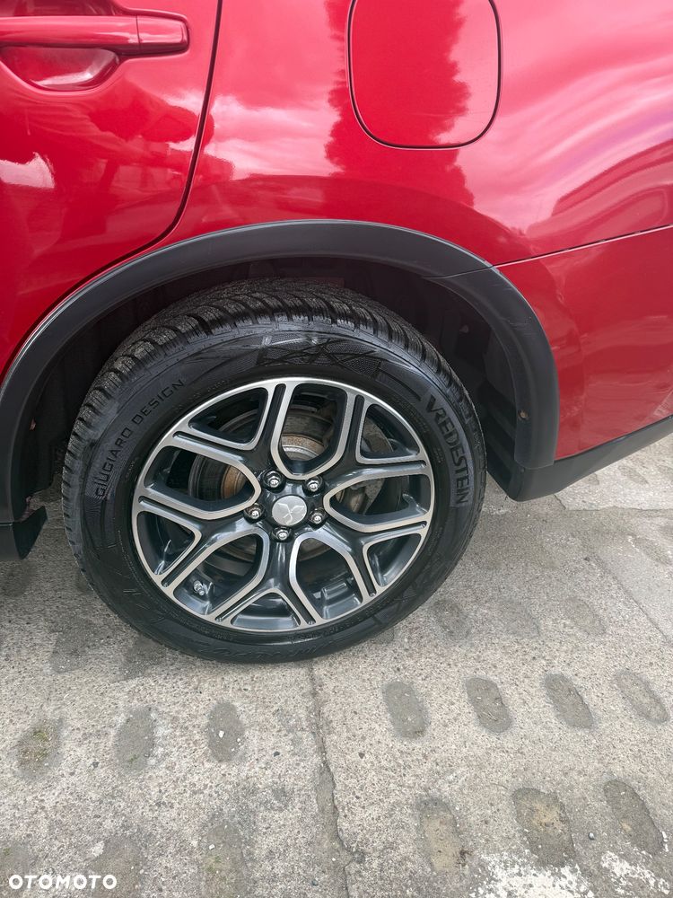 Mitsubishi Outlander 2.2 DID Intense + 4WD - 7