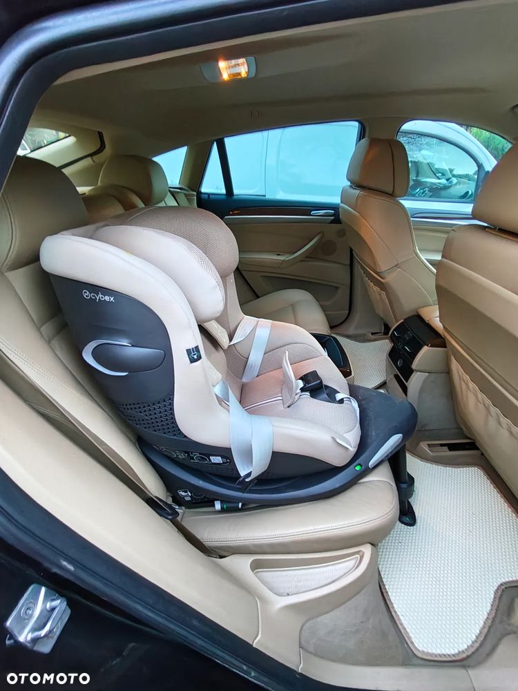 BMW X6 35i xDrive - 11