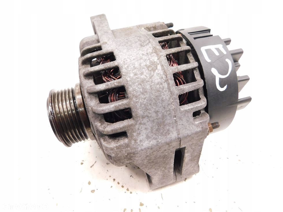 Alternator Opel Zafira B 1.9 CDTI 150 Astra H III Vectra C Saab 93 95 - 1