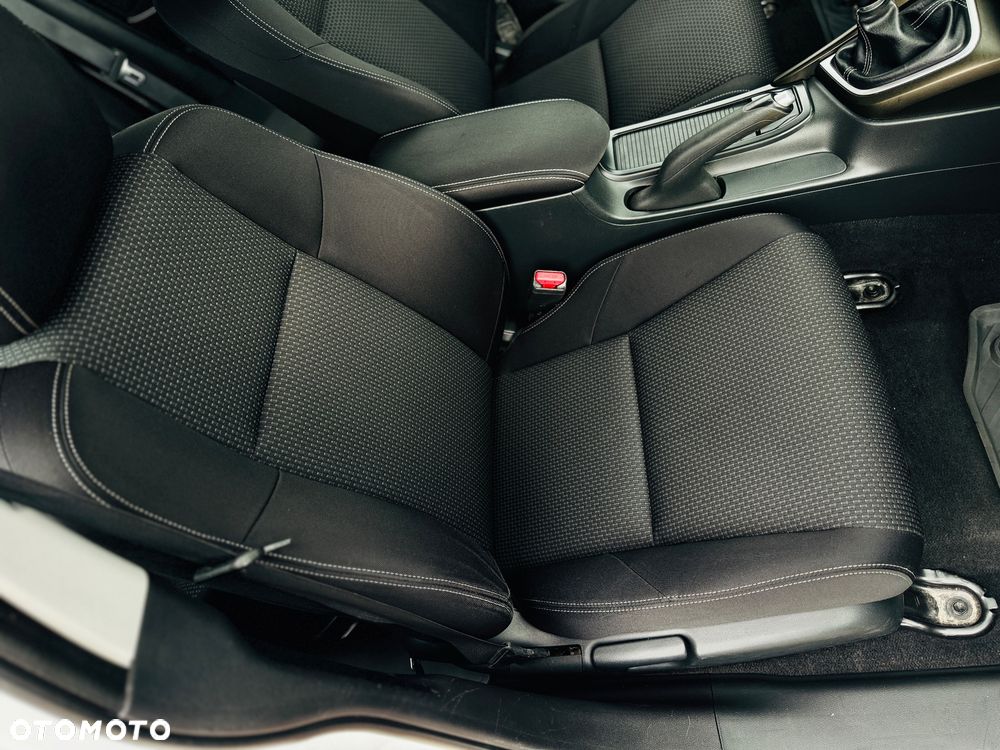 Honda Civic 1.4 i-VTEC Elegance - 14