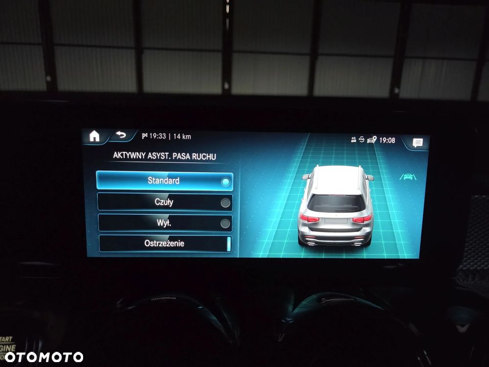 Mercedes-Benz GLB 200 d 8G-DCT Progressive - 34