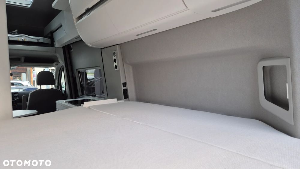 Volkswagen California - 25