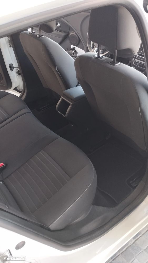 Renault Mégane ENERGY dCi 110 Start & Stop LIMITED - 10