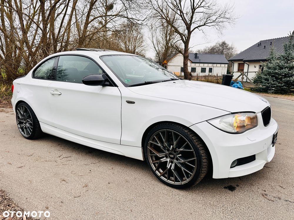 BMW Seria 1 120d DPF - 23