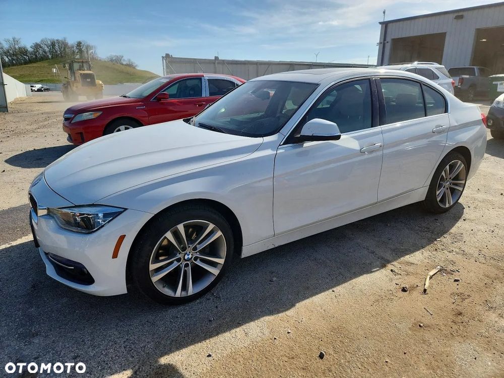 BMW Seria 3 330i GPF Sport Line - 2