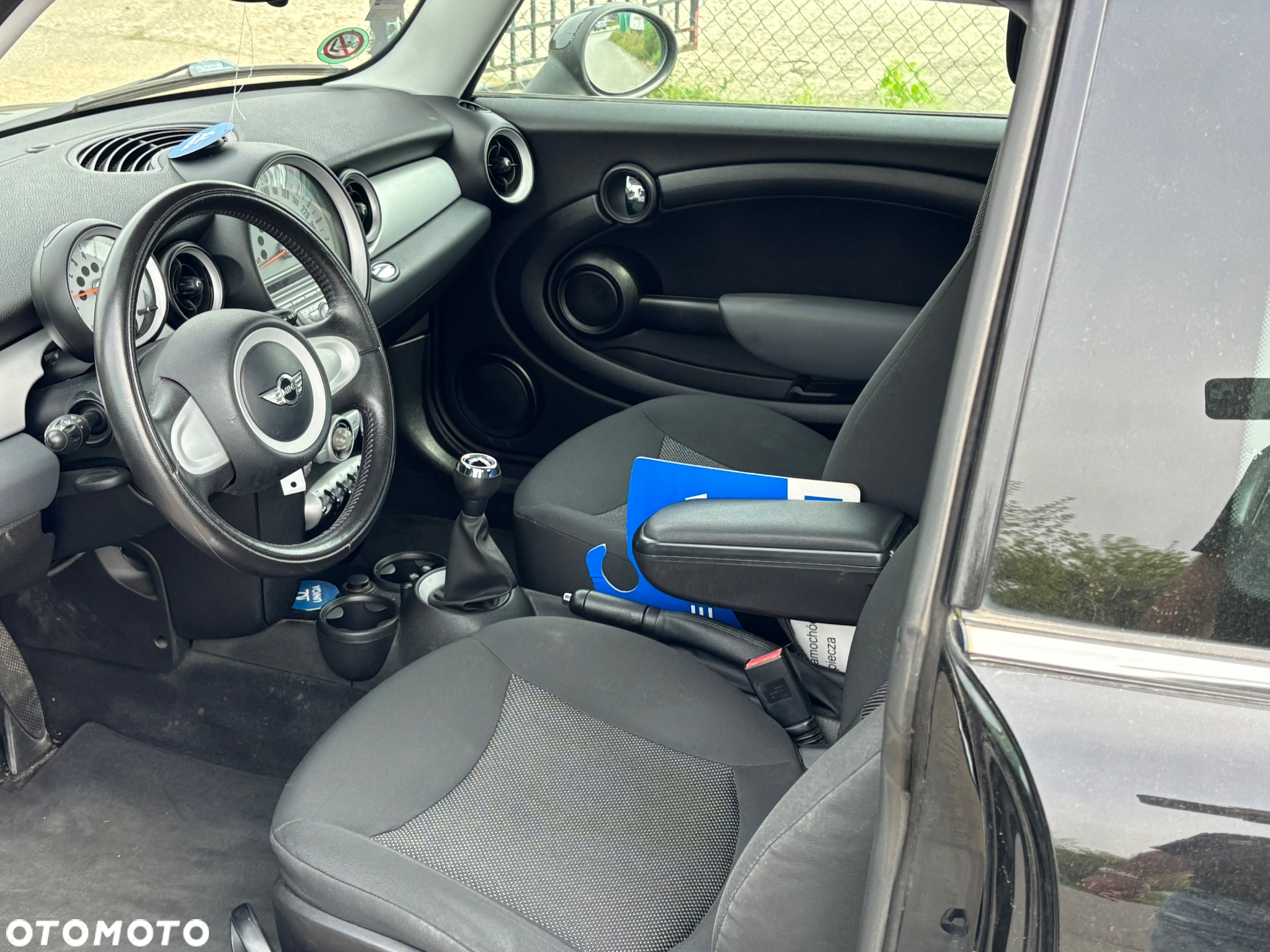MINI ONE Standard - 18