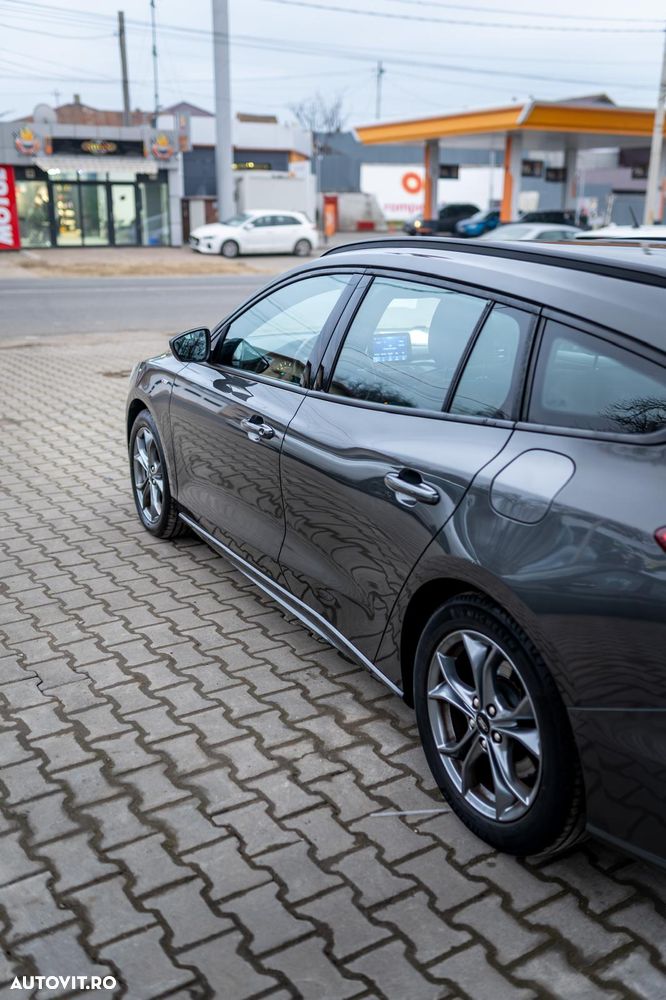 Ford Focus 1.0 EcoBoost Hybrid COOL&CONNECT DESIGN - 8