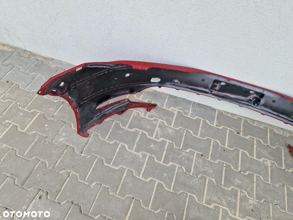 Zderzak Toyota Prius V 2023 - - 8