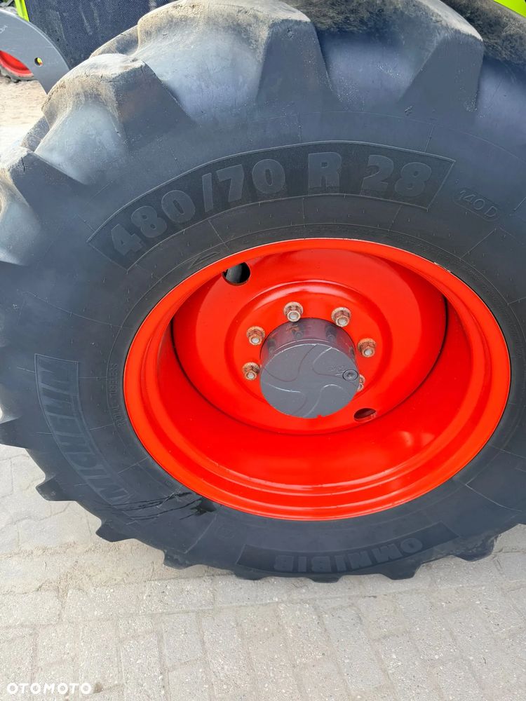 Claas ARION 550 CMATIC - 26