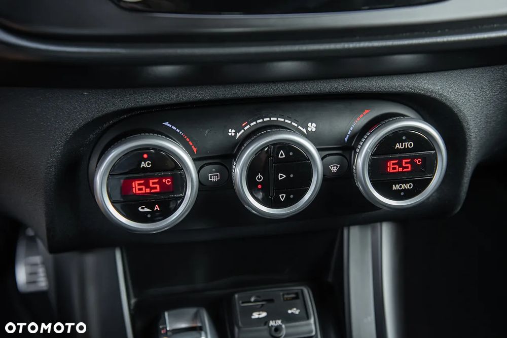 Alfa Romeo Giulietta 1.8 TBi 16V TCT Quadrifoglio Verde - 23