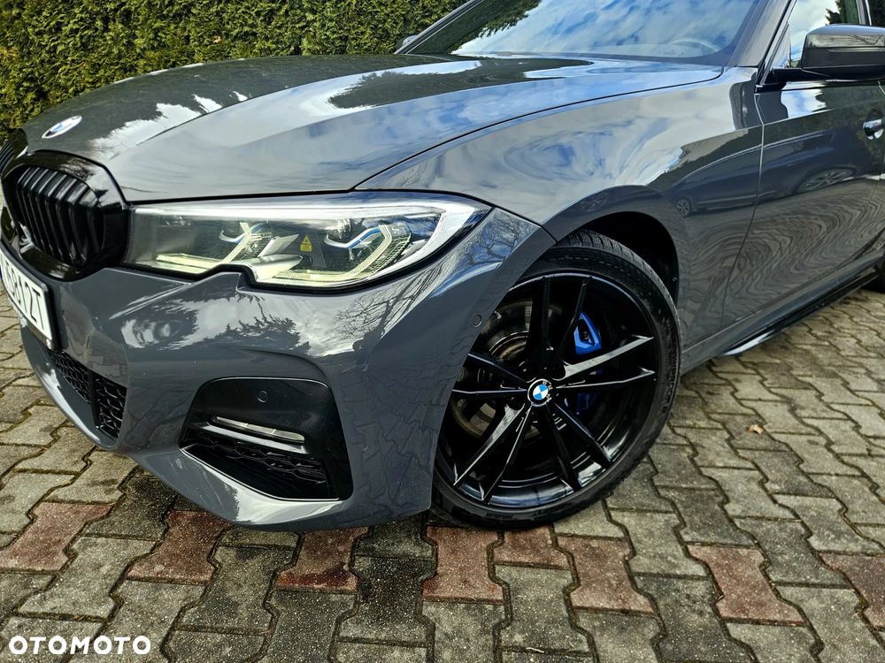 BMW Seria 3 330i xDrive M Sport - 5