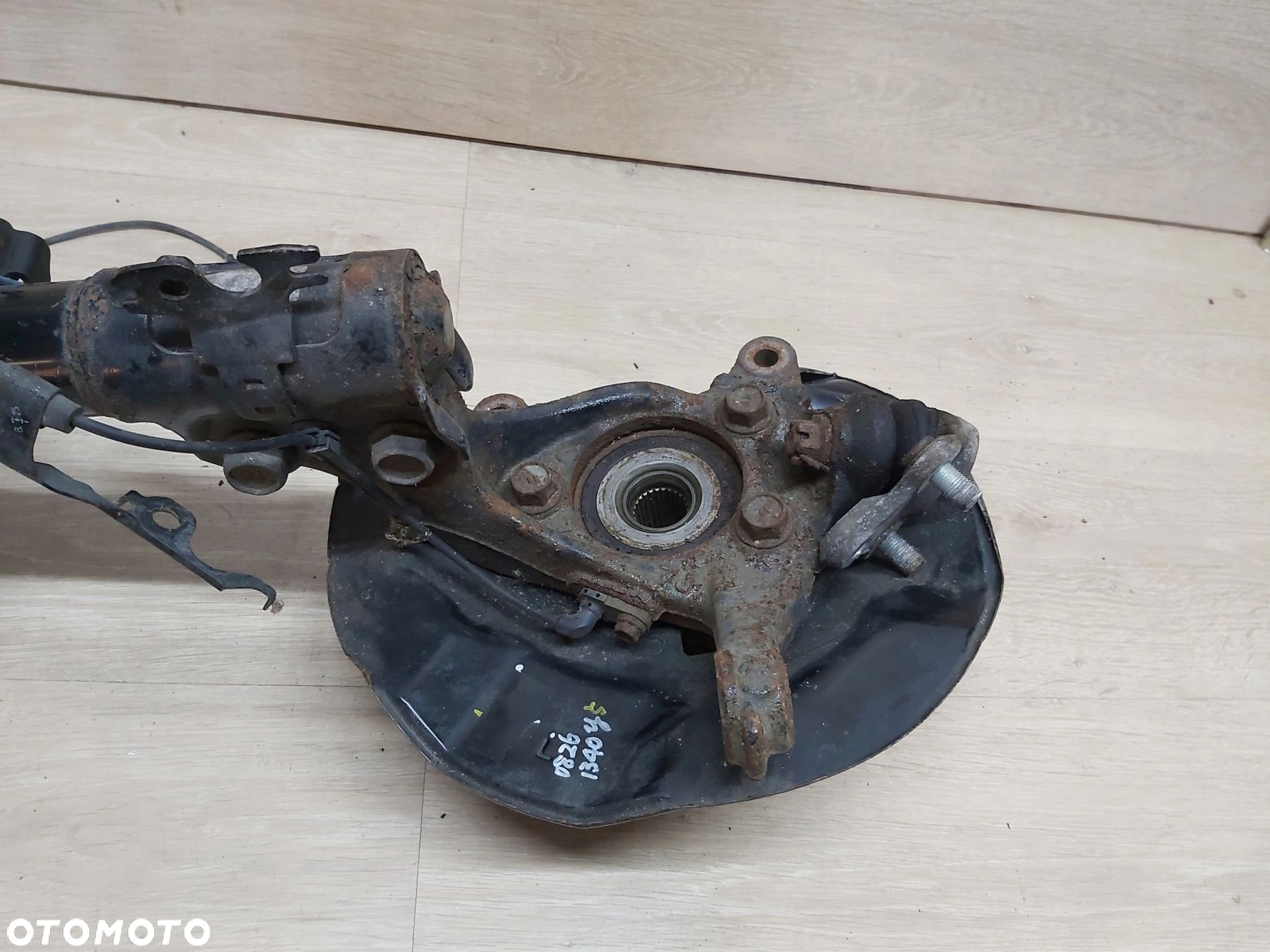Toyota Prius IV mcperson lewy przód zwrotnica amortyzator - 5
