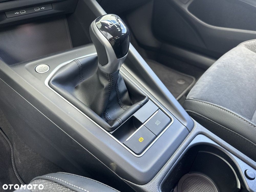 Volkswagen Golf Variant - 15