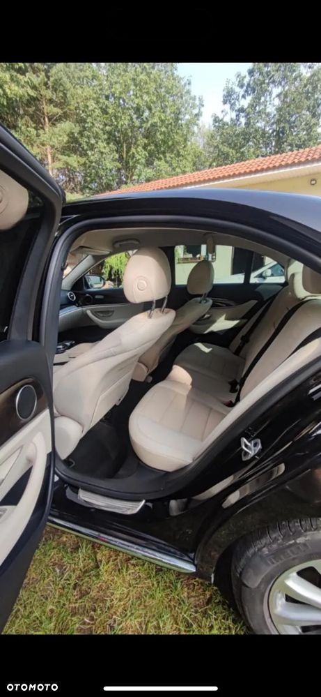 Mercedes-Benz Klasa E 220 d 4-Matic Business Edition 9G-TRONIC - 13