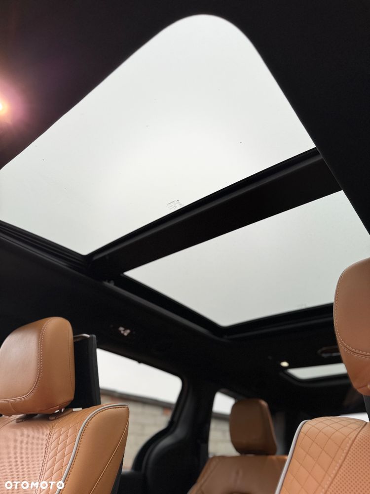 Chrysler Pacifica - 24