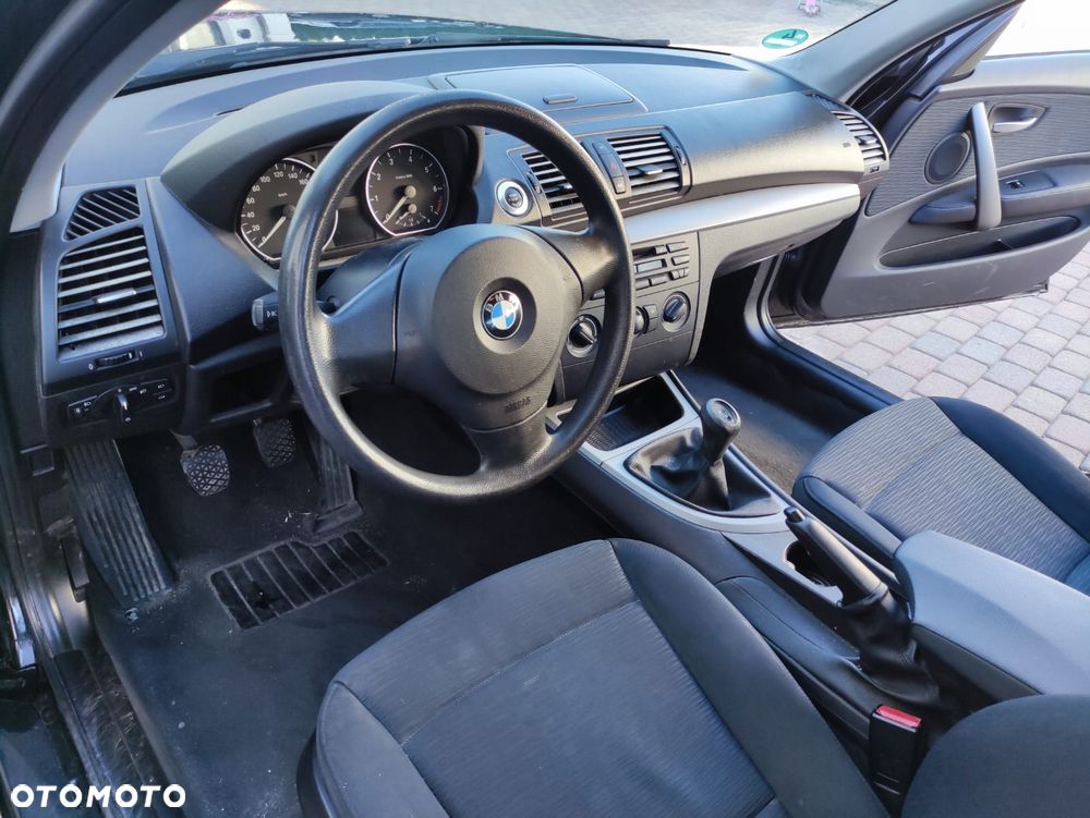 BMW Seria 1 - 29