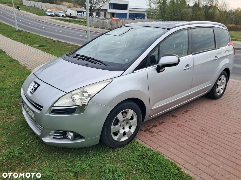 Peugeot 5008 - 13