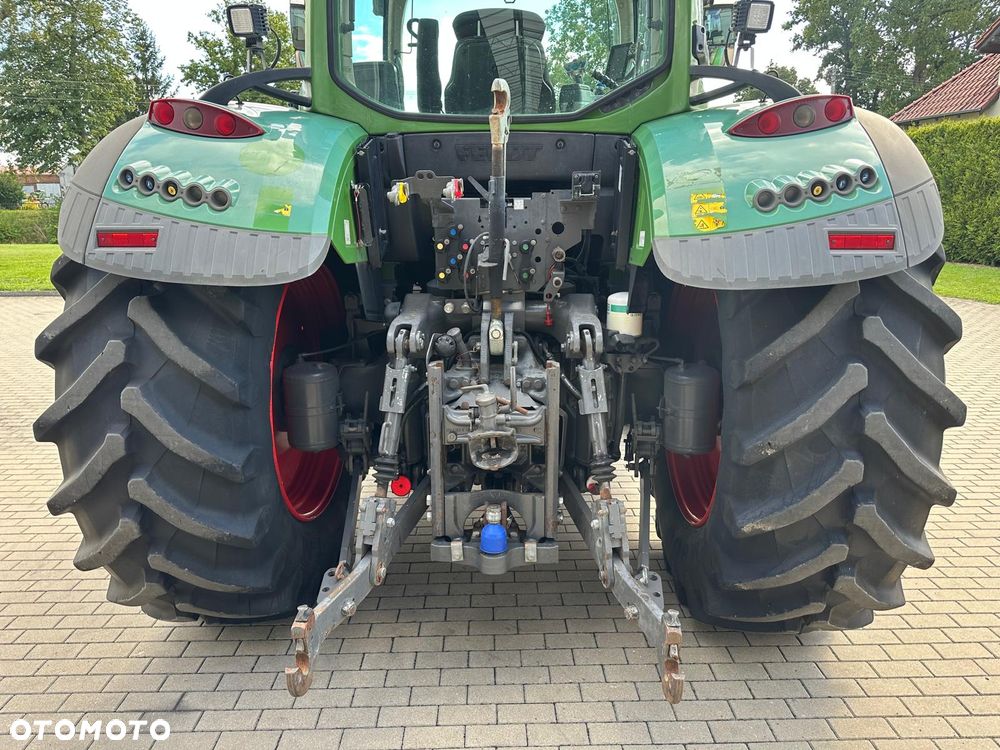 Fendt 724 S4 Vario - 12
