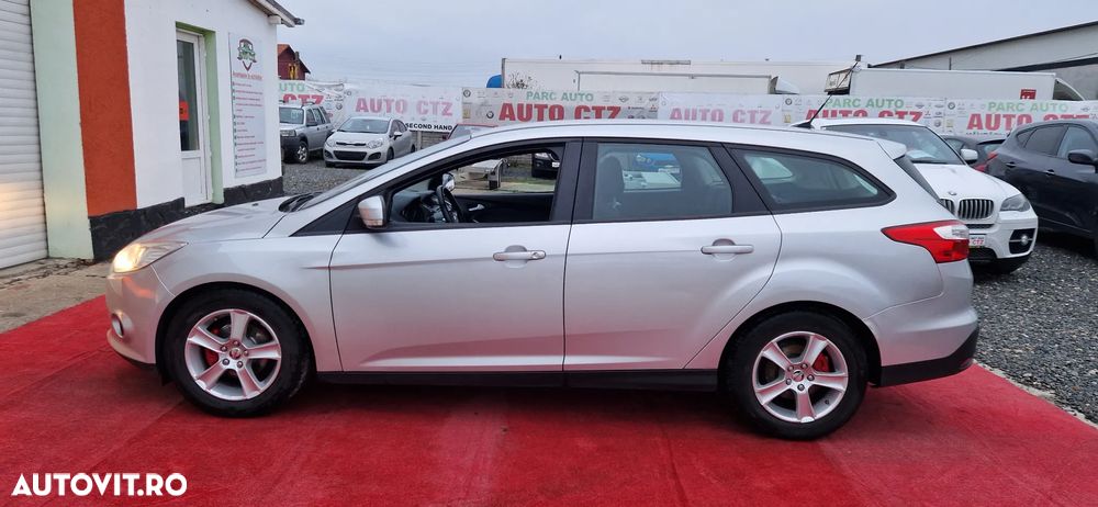 Ford Focus 1.6 TDCI DPF Trend - 6